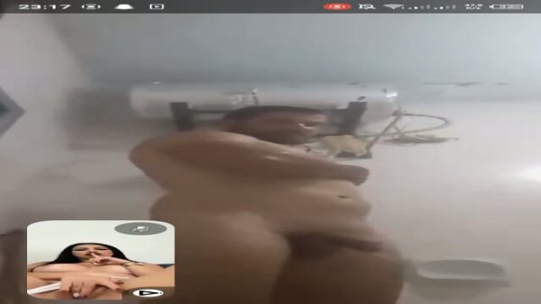 Ø´Ø§Ø¨ ÙÙ Ø³ÙØ±ÙØ§ ÙÙÙÙ Ø¨ÙØ¨ÙØ§Ù Ø¨ÙØ¹…